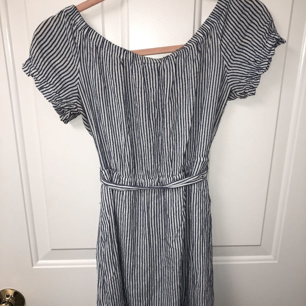 Flowy Summer Dress - Picture 2 of 3